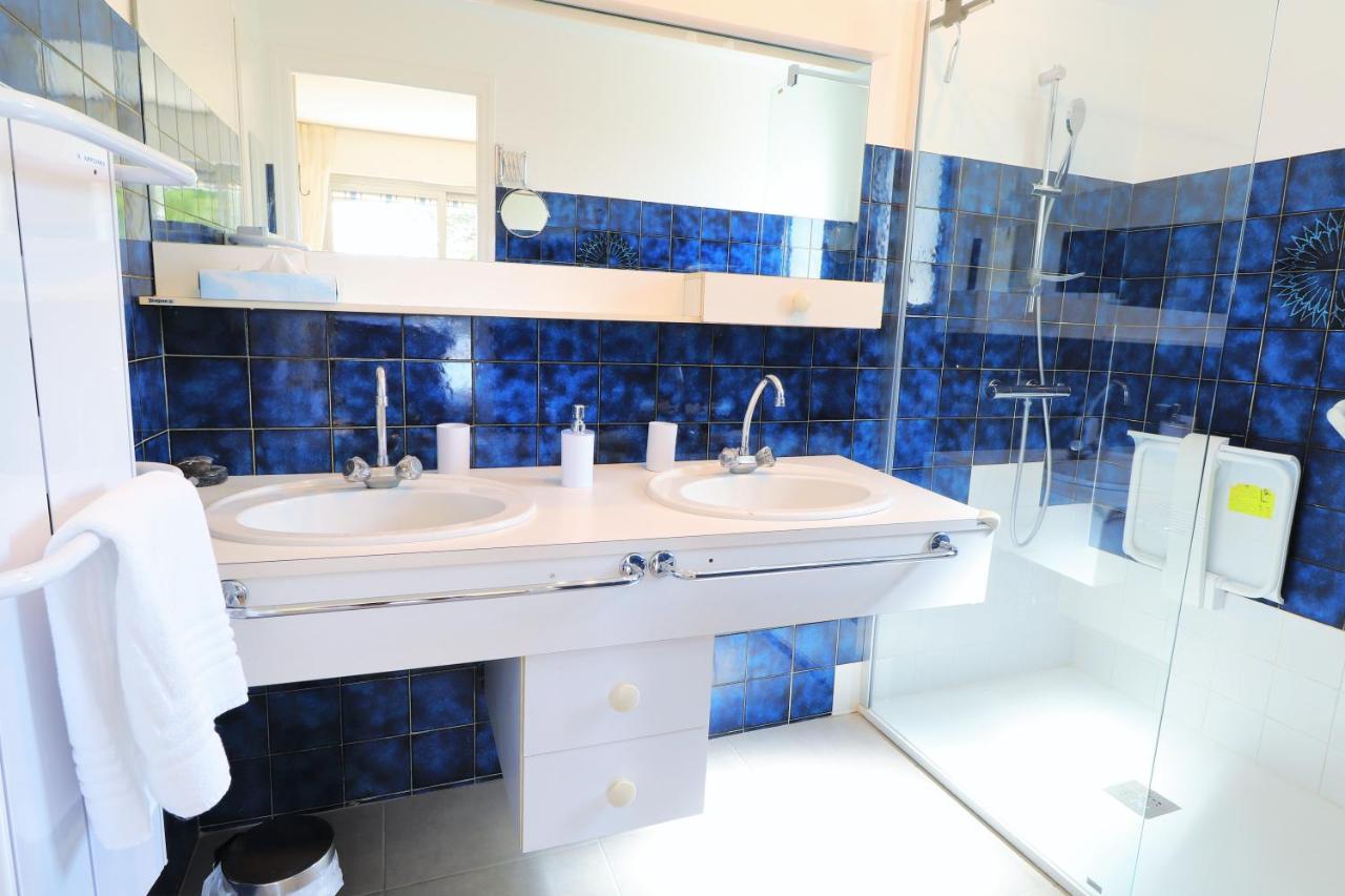 Maison Du Golfe Séné Extérieur photo